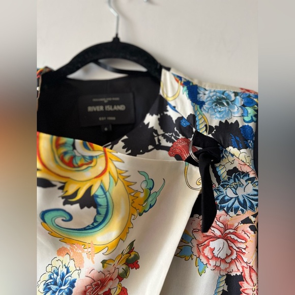 River Island Floral Jacket - Picture 12 of 15